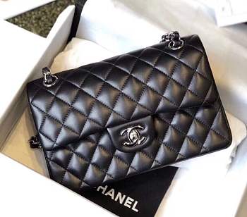 FORUBAGS CHANEL FLAP BAG 23CM Lambskin Leather with silver hardware