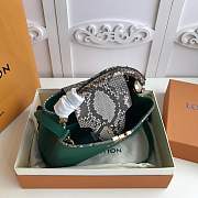 Forubags Louis Vuitton Capucines Python Shoulder green Bag 31cm - 5