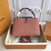 Forubags Louis Vuitton Capucines Python Shoulder pink Bag 31cm - 2