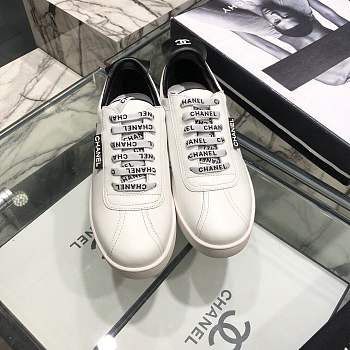 Forubags Chanel Sneakers White & Black