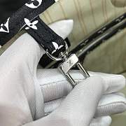 Forubags Louis Vuitton Neverfull MM Handbag - 6