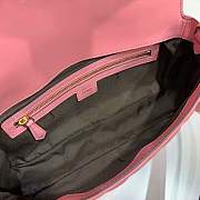 Forubags 2019 Fendi BAGUETTE Lambskin Leather medium pink - 3