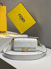 Forubags 2019 Fendi BAGUETTE bag Lambskin Leather medium white - 6