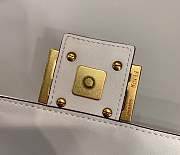 Forubags 2019 Fendi BAGUETTE bag Lambskin Leather medium white - 4