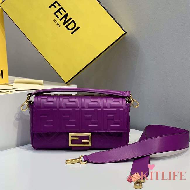 Forubags 2019 Fendi BAGUETTE Lambskin Leather medium purple - 1