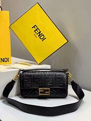 Forubags 2019 Fendi BAGUETTE Lambskin Leather medium black - 3
