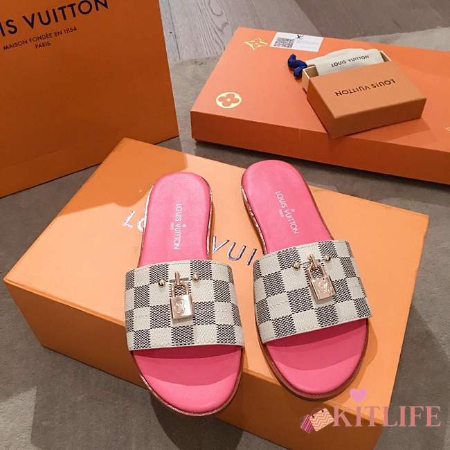 Forubags1 Louis Vuitton Slippers - 1