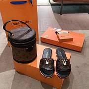 Forubags2 Louis Vuitton Slippers - 5