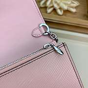 Forubags Louis Vuitton twist chain bag Pink  - 3
