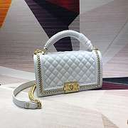 Forubags Chanel Cavior boy Bag 25cm With Top Handle white - 5