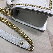 Forubags Chanel Cavior boy Bag 25cm With Top Handle white - 6