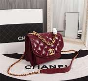 Chanel Small Flap Bag Calfskin leather & Gold hardware in burgundy - 3
