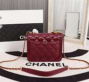 Chanel Small Flap Bag Calfskin leather & Gold hardware in burgundy - 2