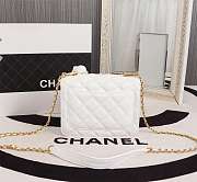 Chanel Flap Bag Calfskin & Gold-Tone Metal White 19*14*5cm - 6