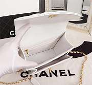 Chanel Flap Bag Calfskin & Gold-Tone Metal White 19*14*5cm - 2