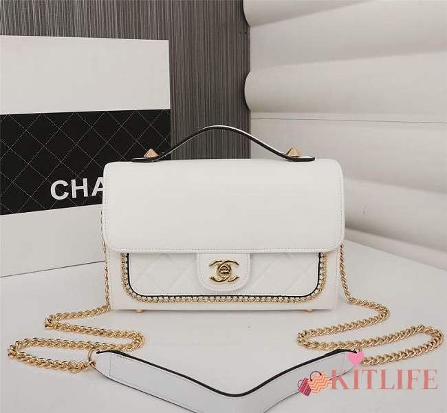 Forubags Chanel Shoulder bag, Cowhide,23x14x8cm,white - 1