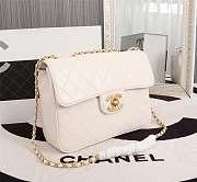 Forubags Chanel Shoulder bag Gold double C lock 30*21*8cm white - 5