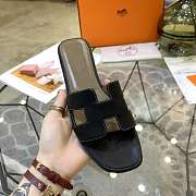 Hermes Slippers Size Leather Black - 6