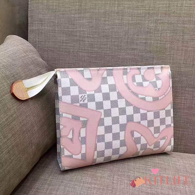 Forubags Louis Vuitton Damier Azur Canvas Toiletry Pouch 26 N41049  - 1