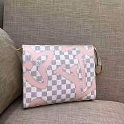 Forubags Louis Vuitton Damier Azur Canvas Toiletry Pouch 26 N41049  - 5
