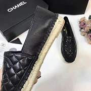 FORUABGS CHANEL LAMBSKIN FLAT SHOES BLACK - 2