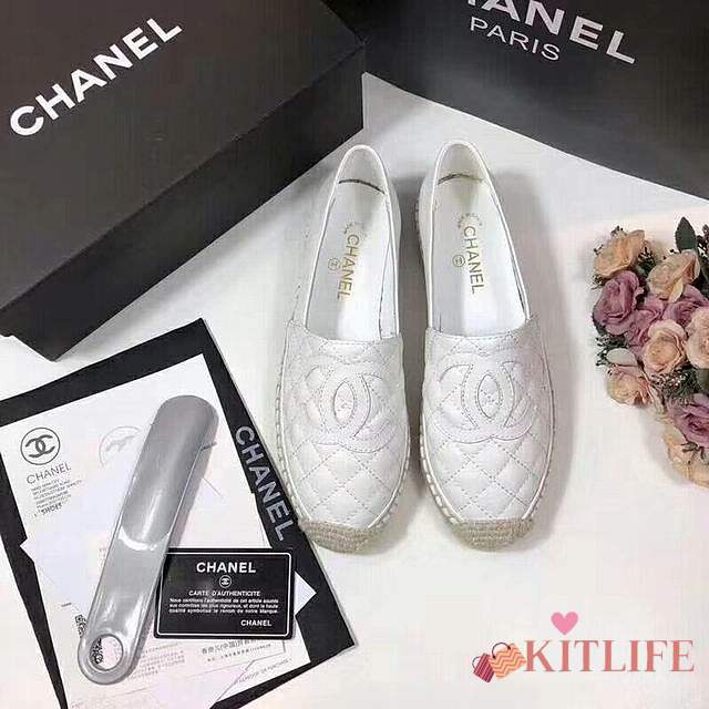 FORUABGS CHANEL LAMBSKIN FLAT SHOES WHITE - 1