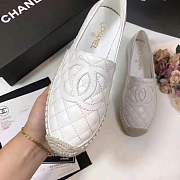 FORUABGS CHANEL LAMBSKIN FLAT SHOES WHITE - 6