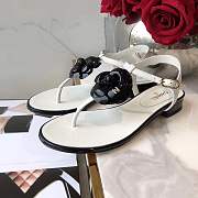 Chanel Camellia sandals Size 35-40 white - 2