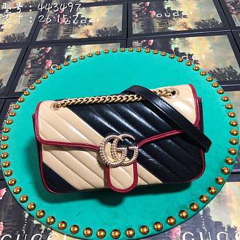 Forubags Gucci GG Marmont small shoulder bag Style ‎443497 0OLOX 9689