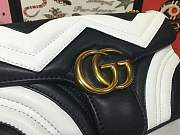 Forubags Gucci GG Marmont small matelassé shoulder bag in black&white  - 4