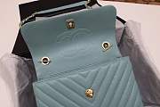 Forubags Chanel Classic Flap Lambskin Leather In light blue Gold Hardware - 4