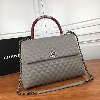 Forubags Chanel gray should bag with the red handle 33-24-10CM