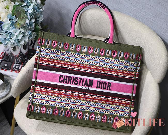 Forubags4 Dior Colored Jacquard Canvas Book Tote 42*32*5cm - 1