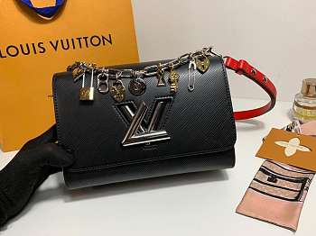 Forubags Louis Vuitton Twist Black with charm 23x17x9.5cm