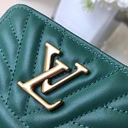 Louis Vuitton New Wave Pouch Dark green - 2