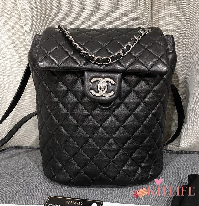 Kitlife Chanel Urban Spirit Black Backpack - 20x25x10cm - 1