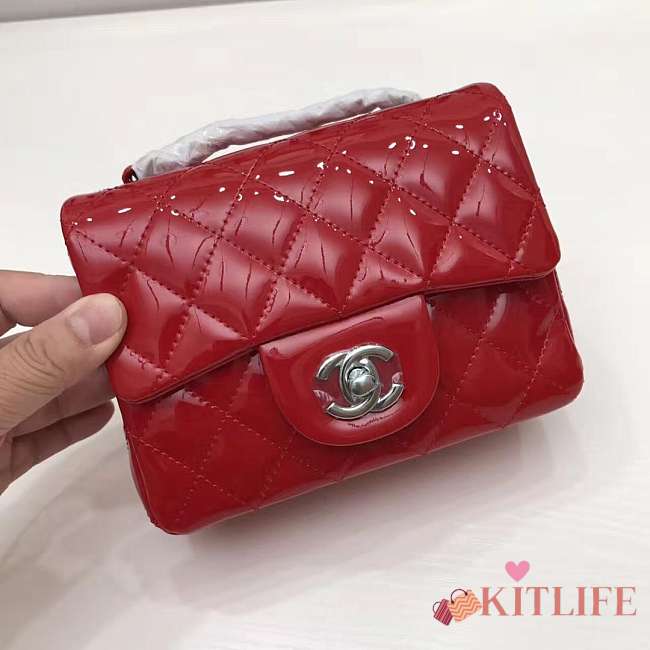 Chanel Lacquer skin red Shoulder bag with silver hardware Size 17cm - 1