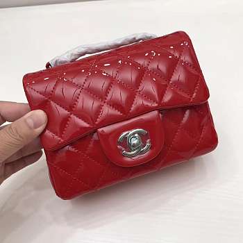 Chanel Lacquer skin red Shoulder bag with silver hardware Size 17cm