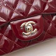 Chanel Lacquer skin burgundy Shoulder bag with gold hardware Size 17cm - 6