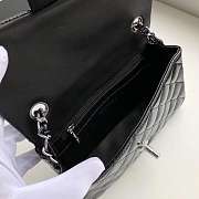 Chanel Lacquer skin black Shoulder bag with silver hardware Size 20cm - 6