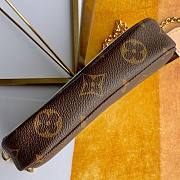 Louis Vuitton Mini Pochette Accessoires  - 5