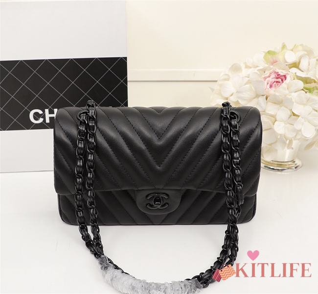 Forubags Chanel lambskin Chevron flapbag with gun black metal - 1