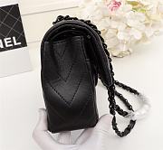 Forubags Chanel lambskin Chevron flapbag with gun black metal - 2