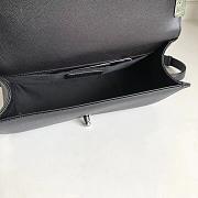 Forubags Chanel Caviar Chevron Quilted Medium Boy Black Bag with retro silver - 5