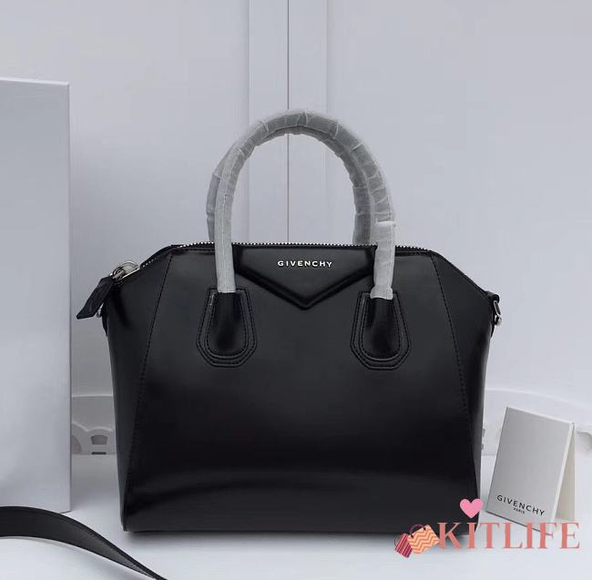 Givenchy Antigona Black Handbag 28x24x15.5cm - 1