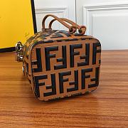 Forubags-1 Fendi Mon Tresor Mini leather bucket bag - 5