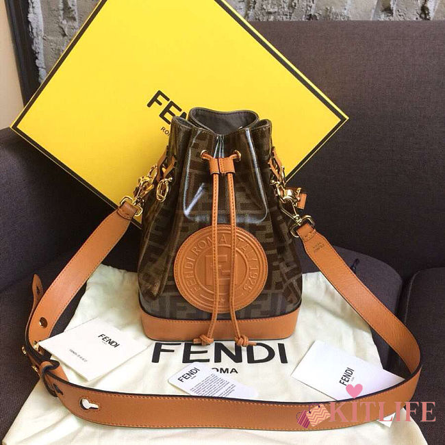 Forubags-3 Fendi Mon Tresor Leather Bucket Bag 17x24x15cm - 1