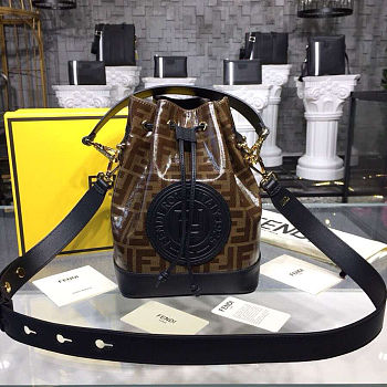 Forubags-4 Fendi Mon Tresor Leather Bucket Bag 17x24x15cm