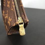 Louis Vuitton Toiletry Pounch 15CM - 4