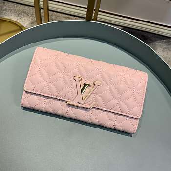 LOUIS VUITTON CAPUCINES WALLET PINK